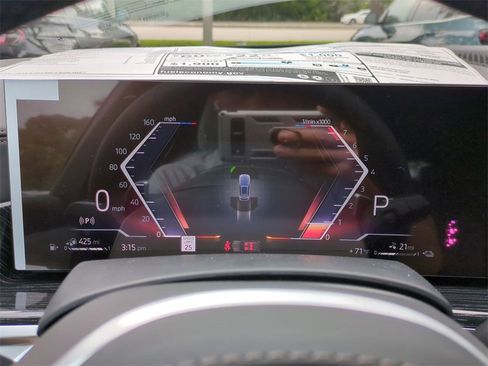 New 2026 BMW X5 xDrive50e w/ Executive Package image 26