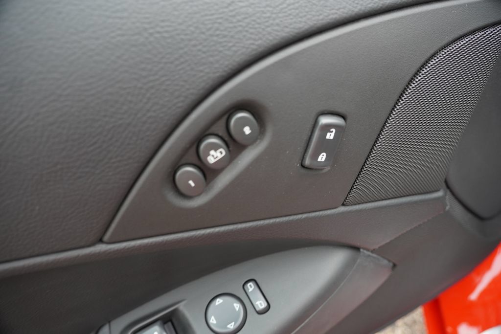 Used 2011 Chevrolet Corvette Grand Sport w/ Preferred Equipment Group RWD image 17