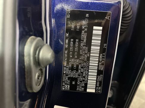 Used 2023 Toyota Highlander XLE image 31