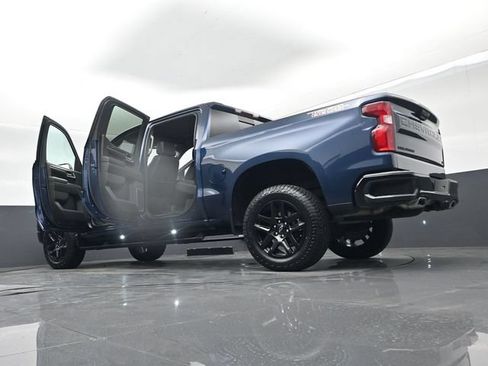 Used 2022 Chevrolet Silverado 1500 LT Trail Boss w/ Convenience Package II AWD/4WD image 76