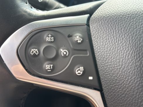 Used 2022 Chevrolet Traverse RS w/ LPO, Floor Liner Package FWD image 31