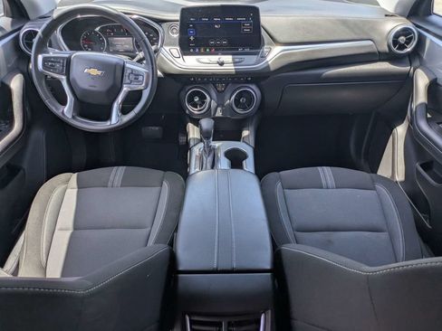 Used 2023 Chevrolet Blazer LT FWD image 3