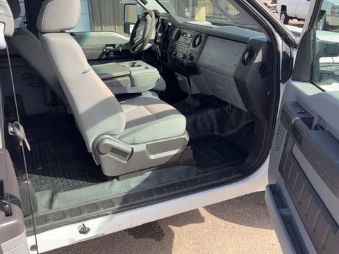 Used 2011 Ford F250 XL w/ PWR Equipment Group image 9