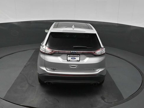 Used 2017 Ford Edge Titanium w/ Equipment Group 301A AWD/4WD image 43