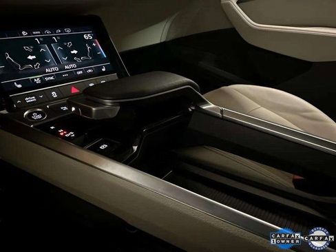 Used 2024 Audi Q8 e-tron Premium image 47