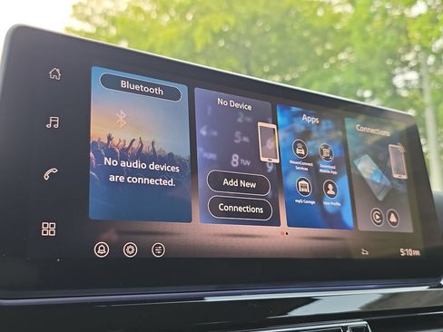 New 2026 Nissan Pathfinder SL FWD image 30