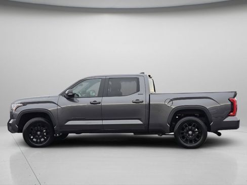Used 2025 Toyota Tundra Limited image 19