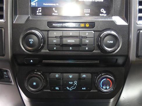 Used 2018 Ford F350 XLT image 33
