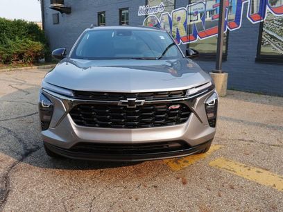 New 2026 Chevrolet Trax RS w/ Sunroof Package