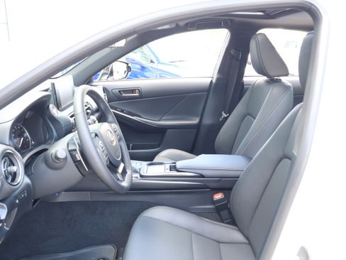 Used 2025 Lexus IS 350 F Sport image 31