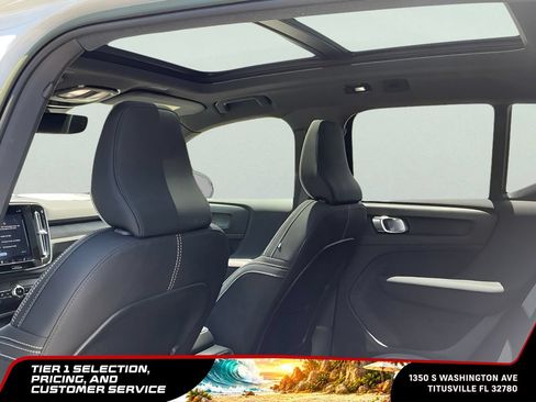 Used 2023 Volvo XC40 Recharge Ultimate AWD/4WD image 21