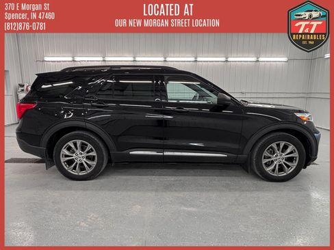 Used 2020 Ford Explorer XLT w/ Equipment Group 202A AWD/4WD image 2
