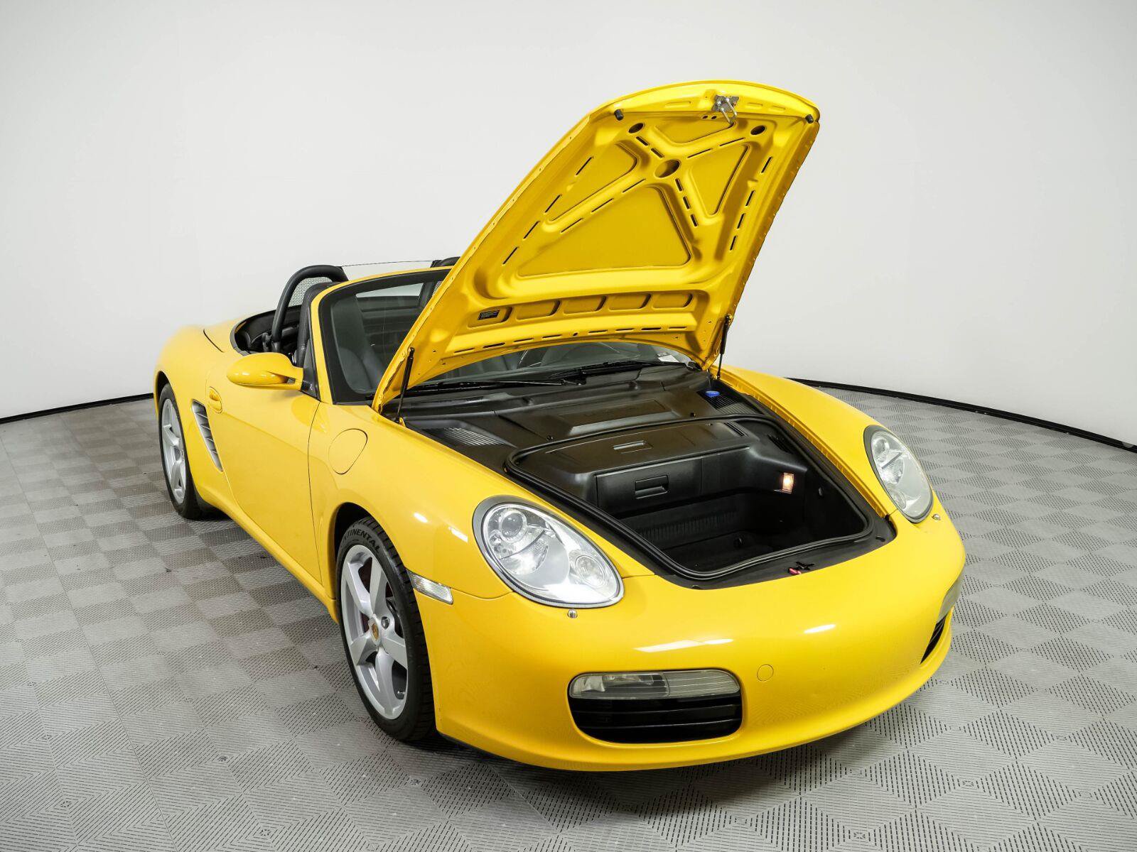 Used 2005 Porsche Boxster RWD image 23