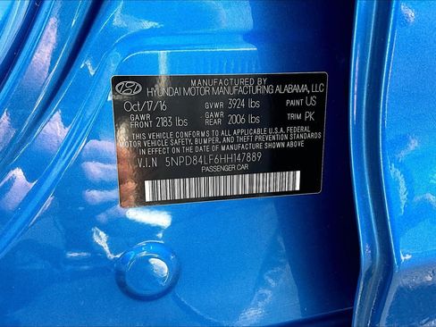 Used 2017 Hyundai Elantra SE FWD image 31