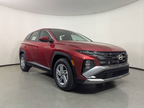 New 2026 Hyundai Tucson SE FWD image 1