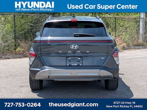 Used 2024 Hyundai Kona Limited FWD image 4