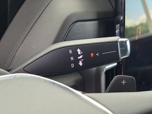Certified 2025 GMC Yukon XL Denali AWD/4WD image 31