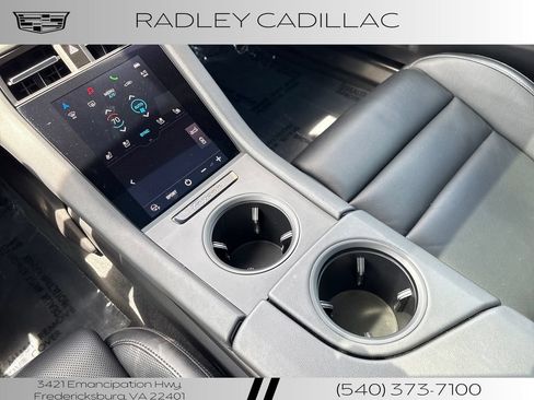 Used 2024 Porsche Taycan RWD image 11