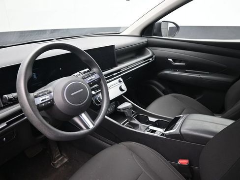 Used 2025 Hyundai Tucson SEL AWD/4WD image 19