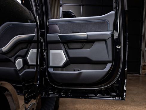 Used 2026 Ford F250 Platinum image 38