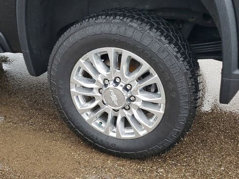 Used 2020 Chevrolet Silverado 2500 High Country w/ Technology Package image 5