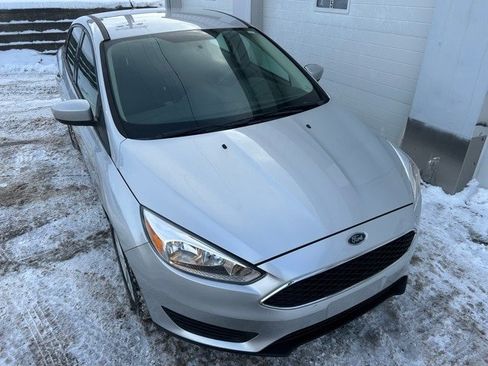 Certified 2018 Ford Focus SE image 7