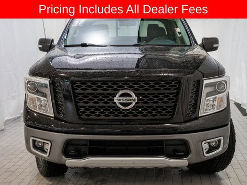 Used 2017 Nissan Titan PRO-4X AWD/4WD image 2