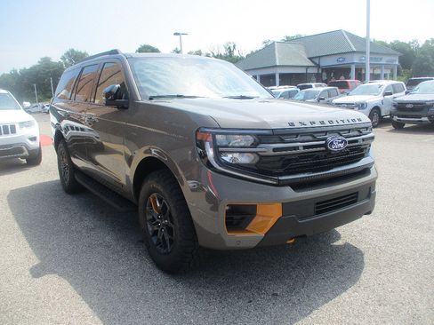 New 2027 Ford Expedition Tremor AWD/4WD image 1
