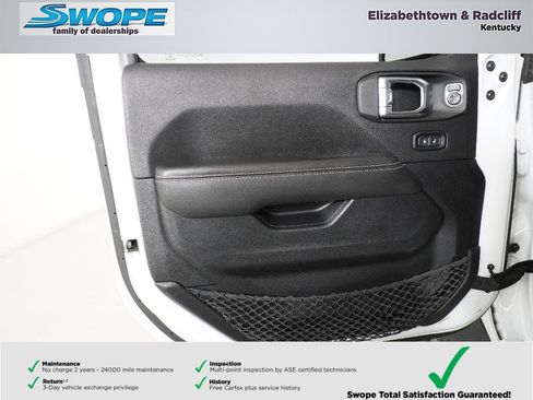 Used 2021 Jeep Wrangler Unlimited Sahara w/ Cold Weather Group image 13