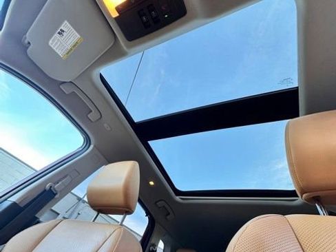 Certified 2023 Nissan Rogue Platinum w/ Platinum Premium Package image 26