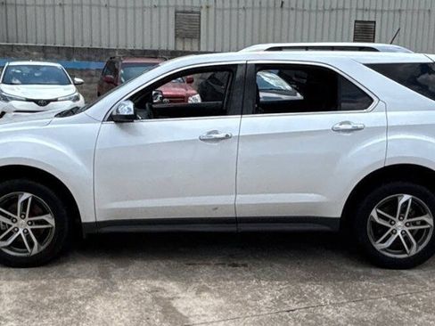 Used 2017 Chevrolet Equinox Premier w/ Enhanced Convenience Package FWD image 8