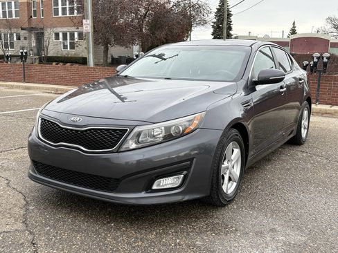 Used 2015 Kia Optima LX image 1