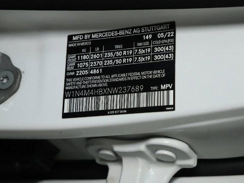 Used 2022 Mercedes-Benz GLB 250 4MATIC image 21