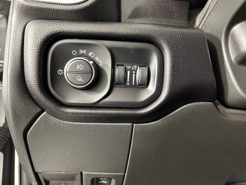 Used 2022 RAM 3500 Laramie AWD/4WD image 22