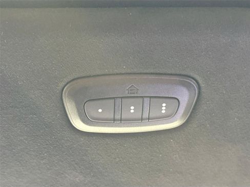 Used 2023 Jeep Grand Wagoneer L Series II AWD/4WD image 22
