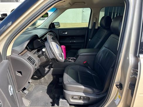 Used 2017 Ford Flex SEL w/ Equipment Group 202A AWD/4WD image 17