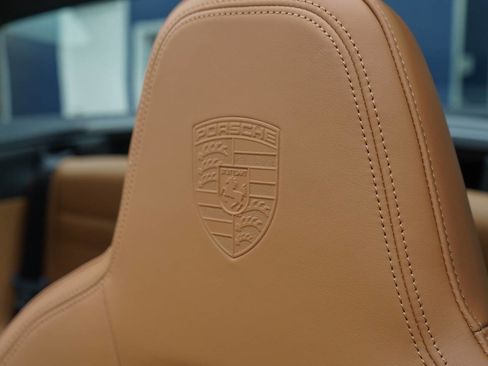 Used 2024 Porsche 911 Targa 4S w/ Premium Package image 64