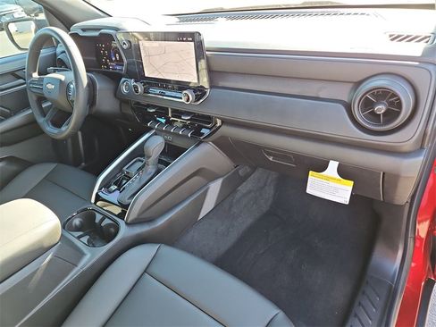 New 2026 Chevrolet Colorado W/T w/ WT Custom Package image 20