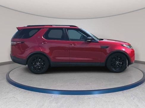 Used 2017 Land Rover Discovery HSE AWD/4WD image 4