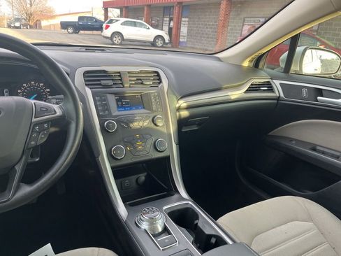 Used 2019 Ford Fusion S image 32