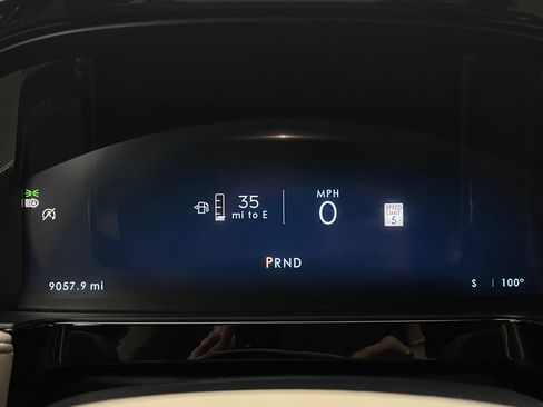Used 2025 Lincoln Corsair FWD image 21