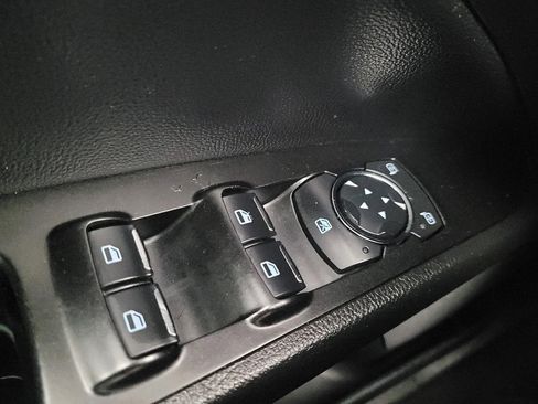 Used 2020 Ford Fusion SEL image 27