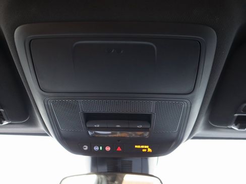 New 2026 Chevrolet Equinox LT w/ Convenience Package II image 17