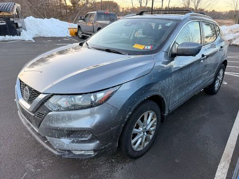 Used 2020 Nissan Rogue Sport SV w/ Technology Package image 4