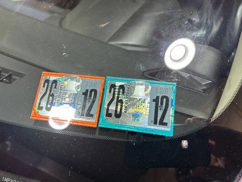 Used 2013 MAZDA MAZDA3 i Grand Touring w/ Tech Pkg image 21