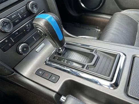 Used 2013 Ford Mustang GT Premium image 15