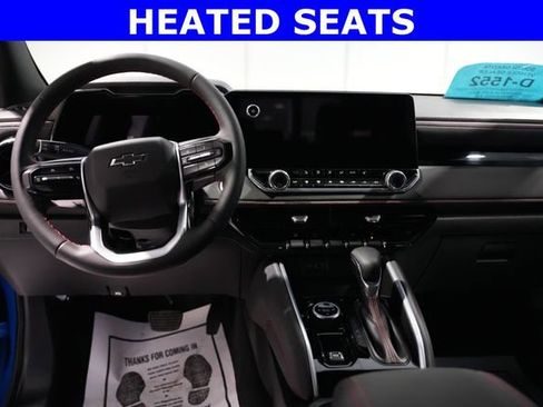 Used 2024 Chevrolet Colorado Z71 w/ Z71 Convenience Package 2 image 2