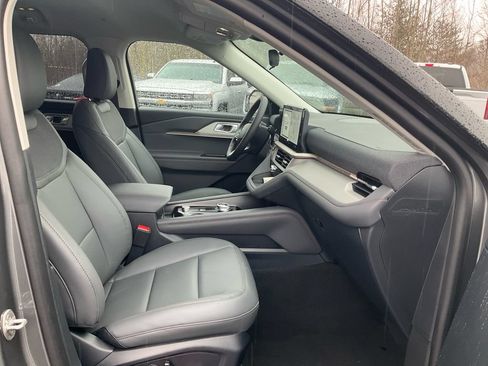 New 2026 Ford Explorer Active w/ Active Comfort Package RWD image 12