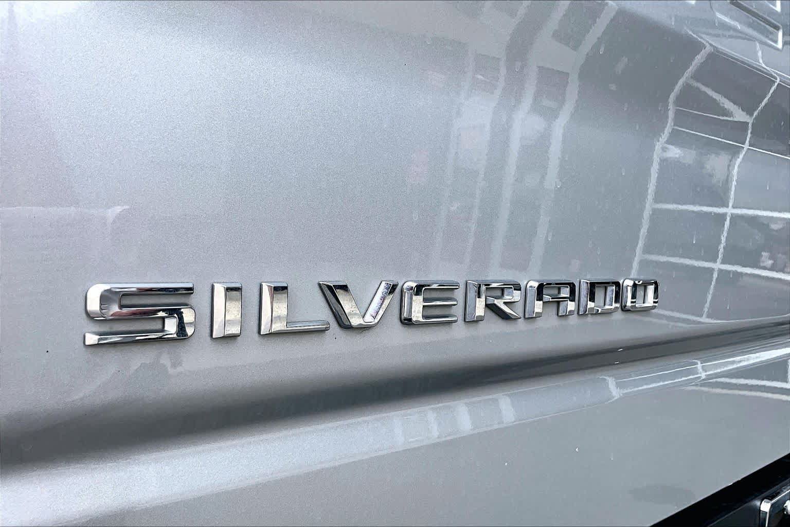 Used 2019 Chevrolet Silverado 1500 Custom Trail Boss w/ Custom Convenience Package AWD/4WD image 29