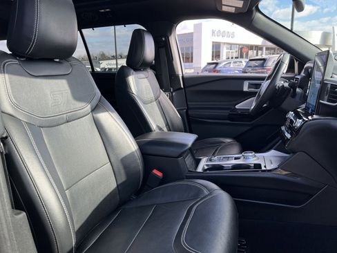 Used 2023 Ford Explorer ST w/ Equipment Group 401A image 28